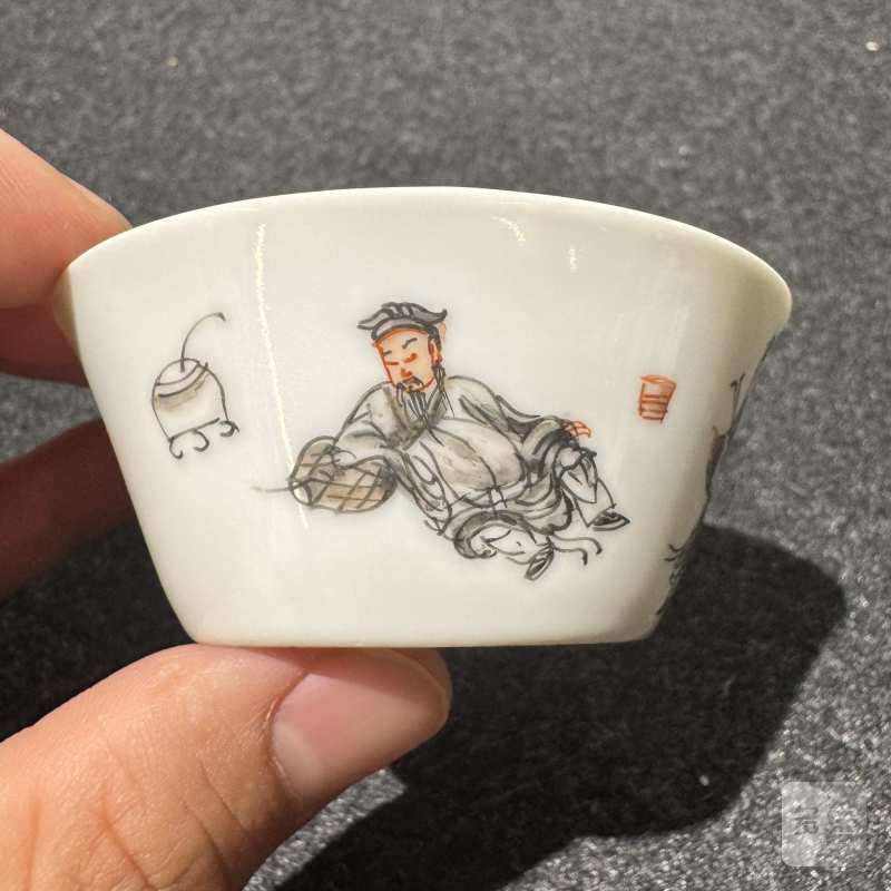 清雍正 墨彩人物故事图马蹄杯一组四件 - 图9